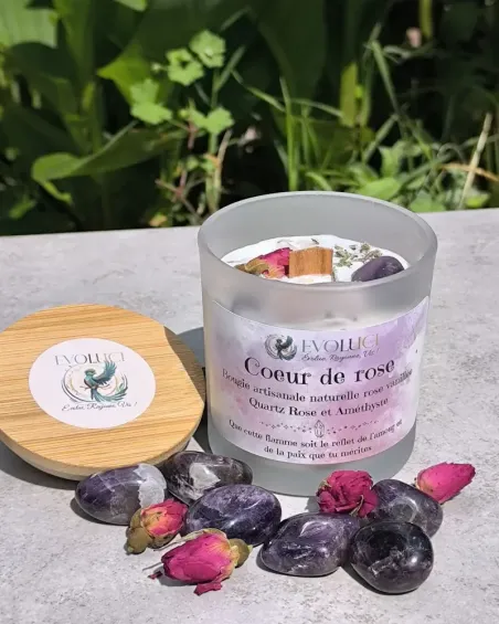 Bougie parfumée artisanale Cœur de Rose Amour, guérison et bien-être
