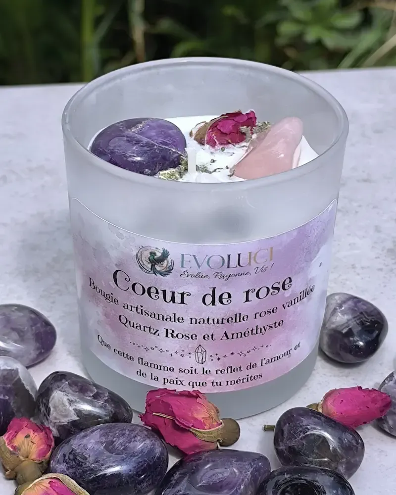 Bougie parfumée artisanale Cœur de Rose Amour, guérison et bien-être